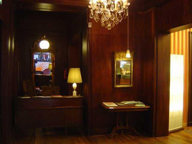 Stadt-Gut-Hotel Bogota Berlin Dış mekan fotoğraf